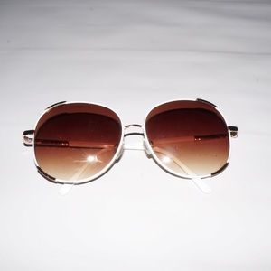 white sunglasses